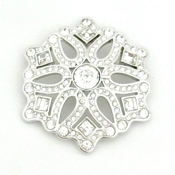 Vintage Annual Swarovski Silver Tone Snowflake Brooch 2001 Excellent - Picture 4 of 8